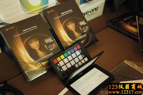 數(shù)碼照片色彩管理專家:色卡護(hù)照
